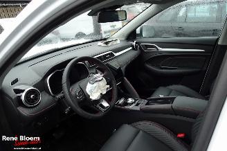 MG ZS EV Standard Range Aut177pk Luxury 50kwh picture 16