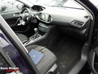 Peugeot 308 1.2 Puretech Exectuive 110pk picture 9
