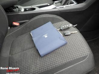 Peugeot 308 1.2 Puretech Exectuive 110pk picture 10