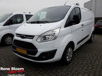 uszkodzony samochody ciężarowe Ford Transit 2.0 TDCI L2H1 Trend Airco 131pk 2017/3