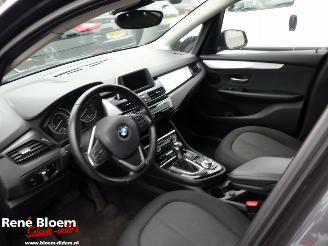 BMW 2-serie 218i High Executive 136pk picture 11