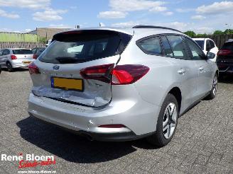 škoda osobní automobily Ford Focus 1.0 EcoBoost Titanium Hybrid 125pk 2022/3