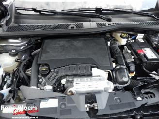 Peugeot 2008 1.2 Puretech 100 Allure 102pk picture 7