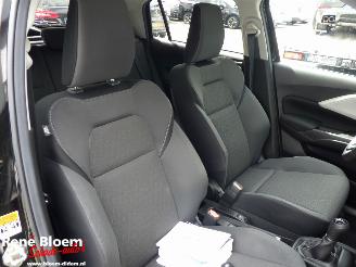 Suzuki Swift 1.2 Select Smart Hybrid picture 9