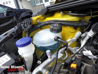 Peugeot e-208 EV Allure 50kWh 136pk Automaat picture 11