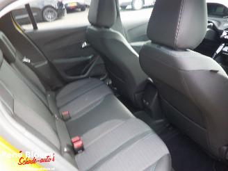 Peugeot e-208 EV Allure 50kWh 136pk Automaat picture 14