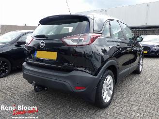 Vaurioauto  passenger cars Opel Crossland X 1.2 Turbo Online Edition 110pk 2017/9