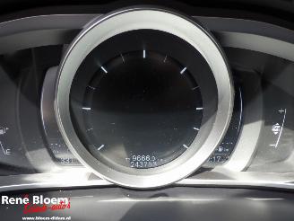 Volvo V-40 2.0 D2 R-Design 120pk Business picture 13