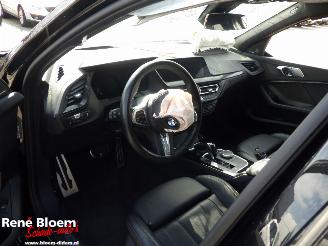 BMW 1-serie M135i XDrive Automaat 306pk picture 14