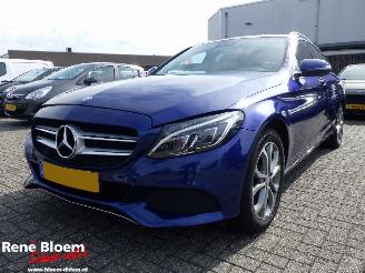 Voiture accidenté Mercedes C-klasse Estate 350e LeaseEdition 211pk 2015/9
