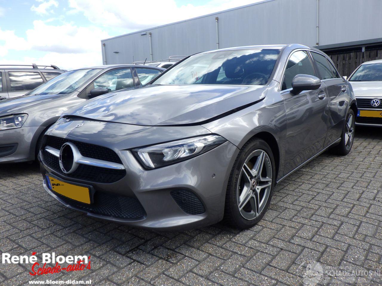 Mercedes A-klasse 180d Business Solution Luxury