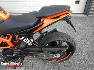 KTM 390 Duke ABS picture 11