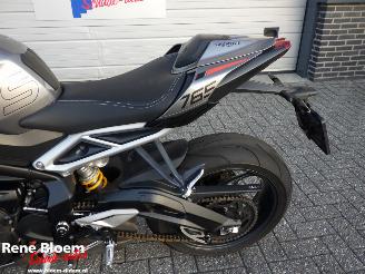 Triumph Street Triple 765 RS picture 14