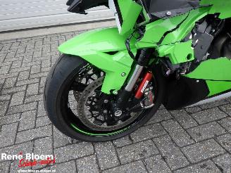 Kawasaki  ZX-10R picture 12