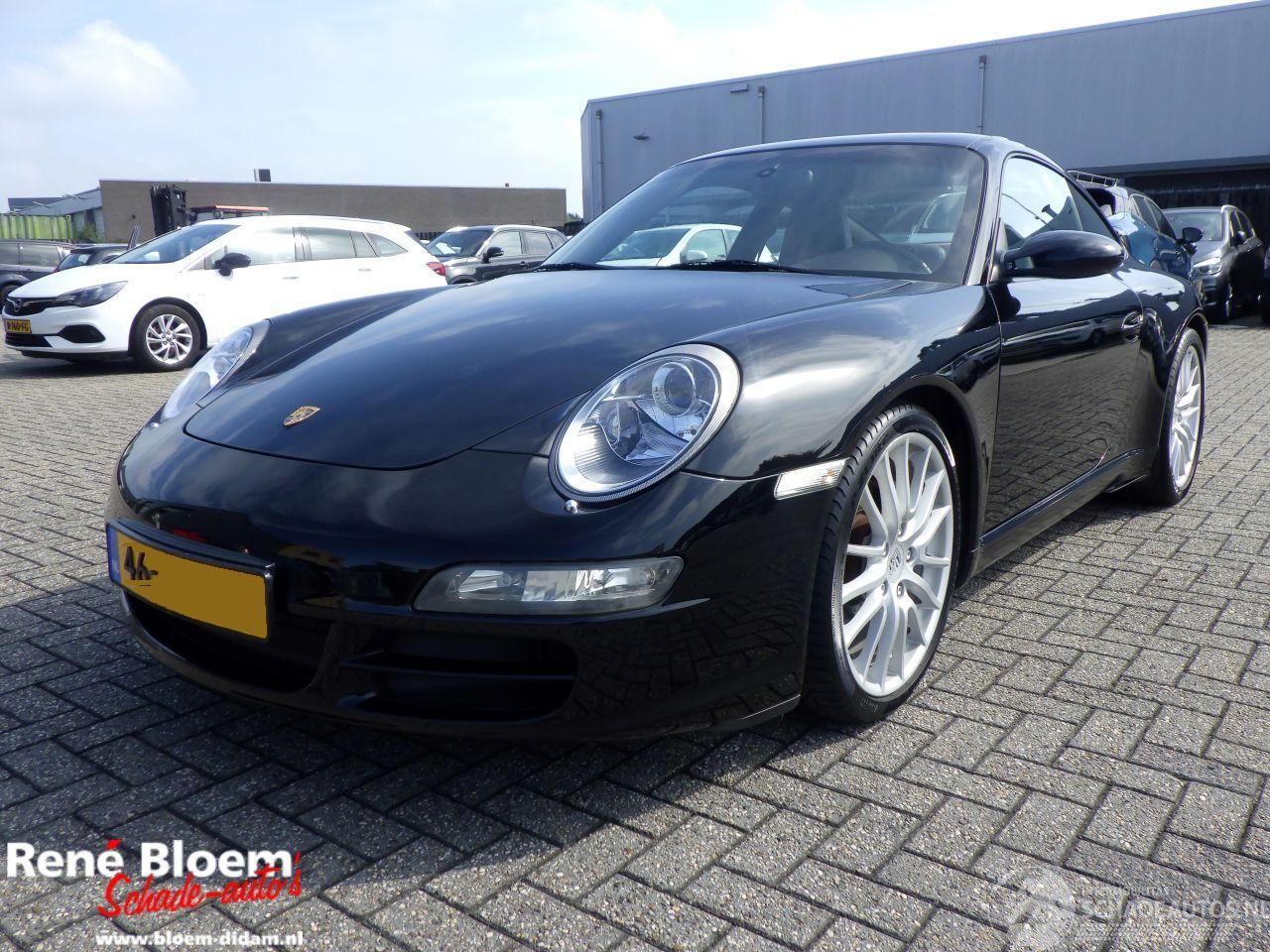 Porsche 911 3.6 CARRERA Coupe
