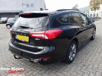 Ford Focus 1.0 EcoBoost Hybrid Vignale picture 4