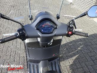 Vespa  GTS 310 Super picture 10