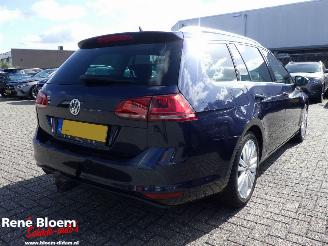 Schadeauto Volkswagen Golf 1.6 TDI Edition Business 2015/9