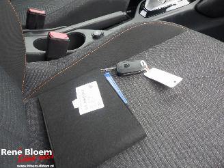 Peugeot 208 1.2 Hybrid 110 e-DCS6 Style picture 12