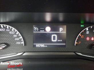 Peugeot 2008 1.2 Puretech Active Pack Carplay 131pk picture 16