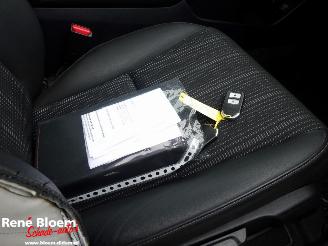 Honda Hr-v 1.5i Vtec Executive 131pk Aut picture 10