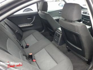 BMW 3-serie 318i Executive 143pk picture 10