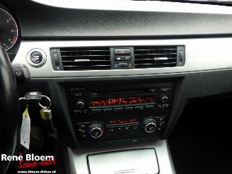 BMW 3-serie 318i Executive 143pk picture 13