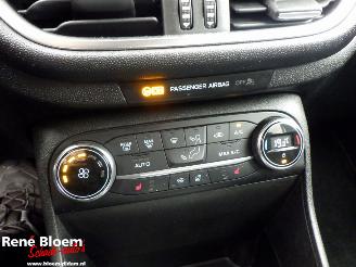 Ford Fiesta 1.0 EcoBoost Titanium 101pk picture 19