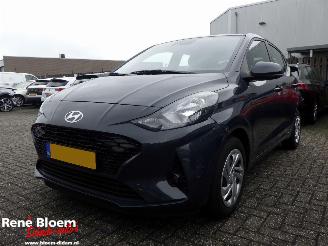 Damaged car Hyundai I-10 1.0 Comfort Smart 5drs 2024/5