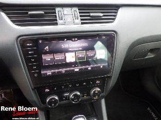 Skoda Octavia Combi 1.6 TDI Greentech Style Business Automaat picture 14