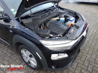 Hyundai Kona EV Comfort 64kWh 204pk Navi picture 9