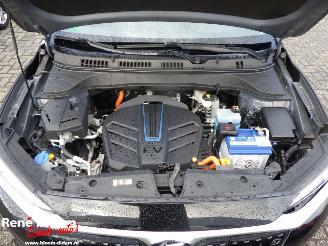 Hyundai Kona EV Comfort 64kWh 204pk Navi picture 7