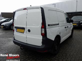 damaged passenger cars Volkswagen Caddy 2.0 TDI Comfort Carplay Airco 2021/8