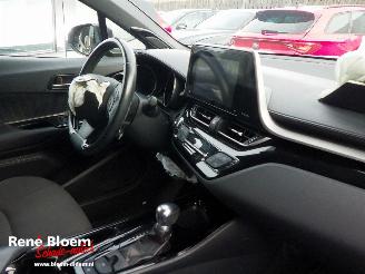 Toyota C-HR 1.8 Hybrid Style Automaat picture 9