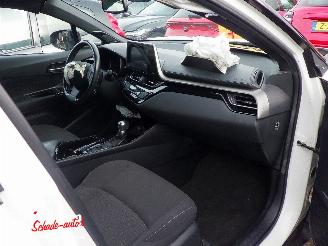 Toyota C-HR 1.8 Hybrid Style Automaat picture 8