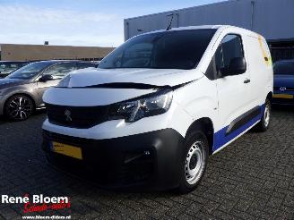 Vaurioauto  commercial vehicles Peugeot Partner 1.5 Blue HDI Premium 2021/12