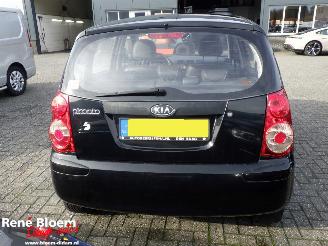 Kia Picanto 1.0 x-pect 5drs picture 3