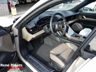 Porsche Taycan 93kWh Full Option 280kw Bose Sound picture 17