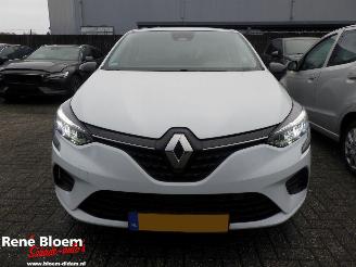 Renault Clio 1.0 TCE 90 Equilibre picture 6