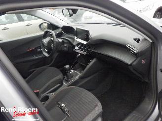 Peugeot 2008 1.2 PureTech Active Pack 5drs picture 11