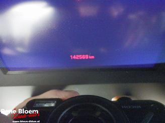 Peugeot 208 1.5 BlueHDi Allure Pack picture 15