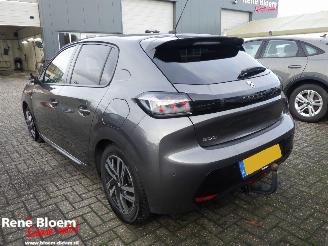 Peugeot 208 1.5 BlueHDi Allure Pack picture 2