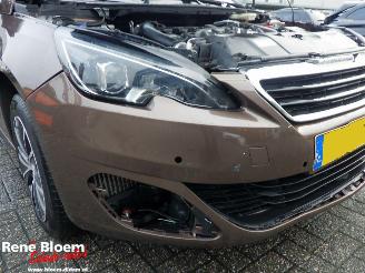 Peugeot 308 1.6 THP Premiere picture 21