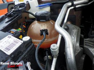 Peugeot 308 1.6 THP Premiere picture 22