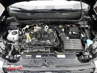 Volkswagen T-Cross 1.5 TSI R-Line Business Automaat picture 21