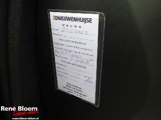 Volvo V-40 2.0 T6 Plug-in-Hybrid 253pk AWD picture 16