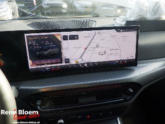 BMW 3-serie 330e XDrive M-pakket Full Option 292pk picture 23