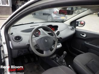 Renault Twingo 1.2 16V Dynamique picture 12