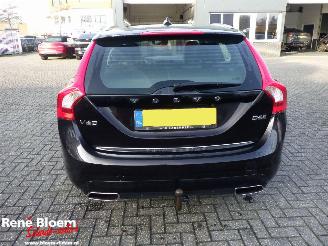Volvo V-60 2.4 D6 Twin Engtine R-Design Aut picture 3