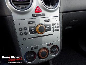 Opel Corsa 1.2 16V Selection Airco 5drs picture 16